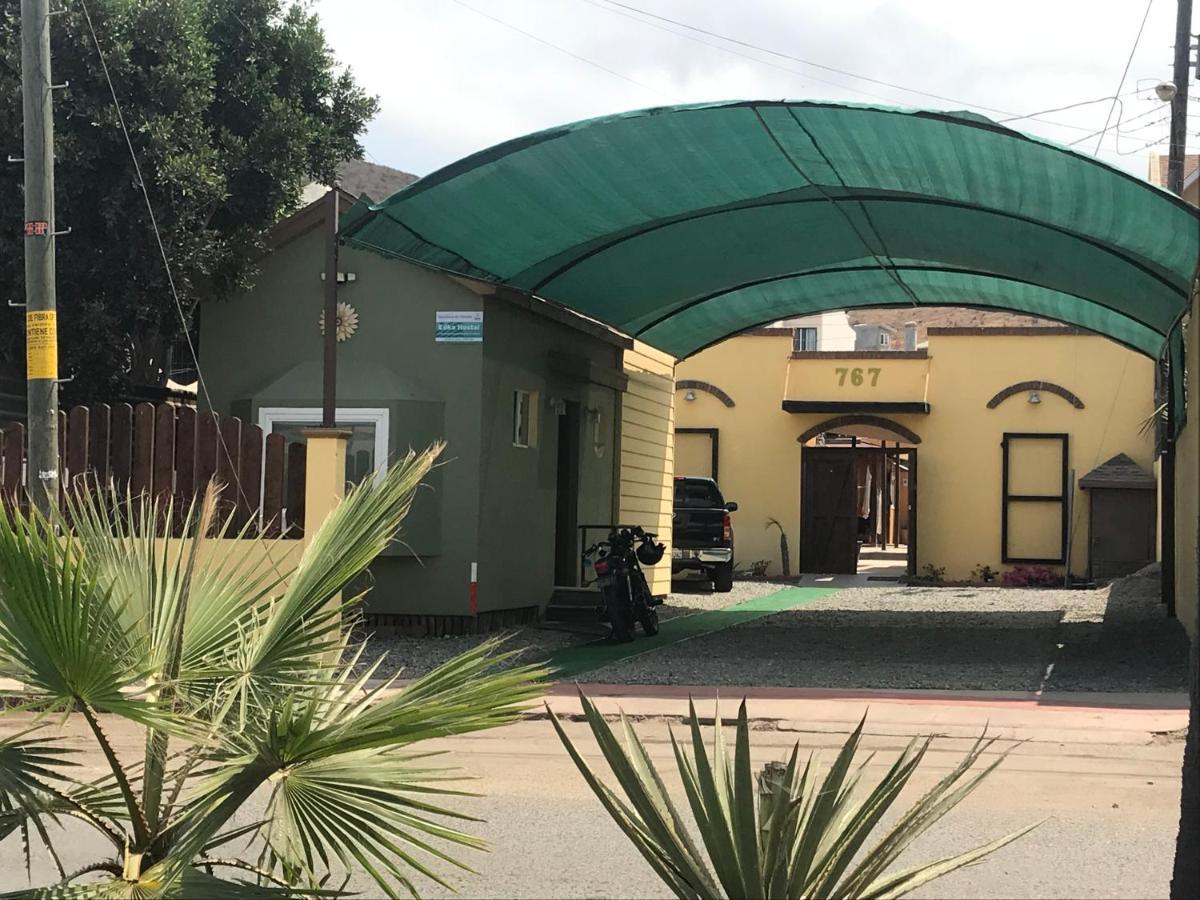 恩塞纳达港 Casa Edka酒店 外观 照片