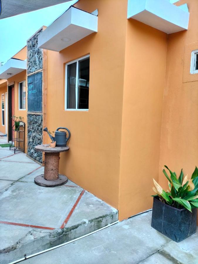 恩塞纳达港 Casa Edka酒店 外观 照片